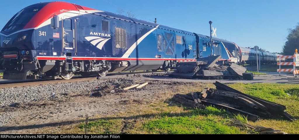 New ALC-42's lead the Amtrak Sliver Metor through Palatka, FL 